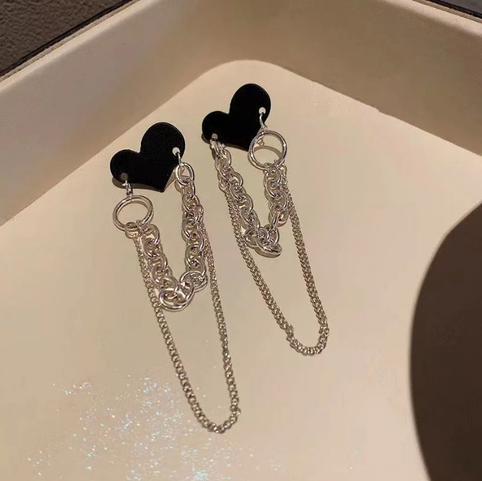 Heart chain Earrings