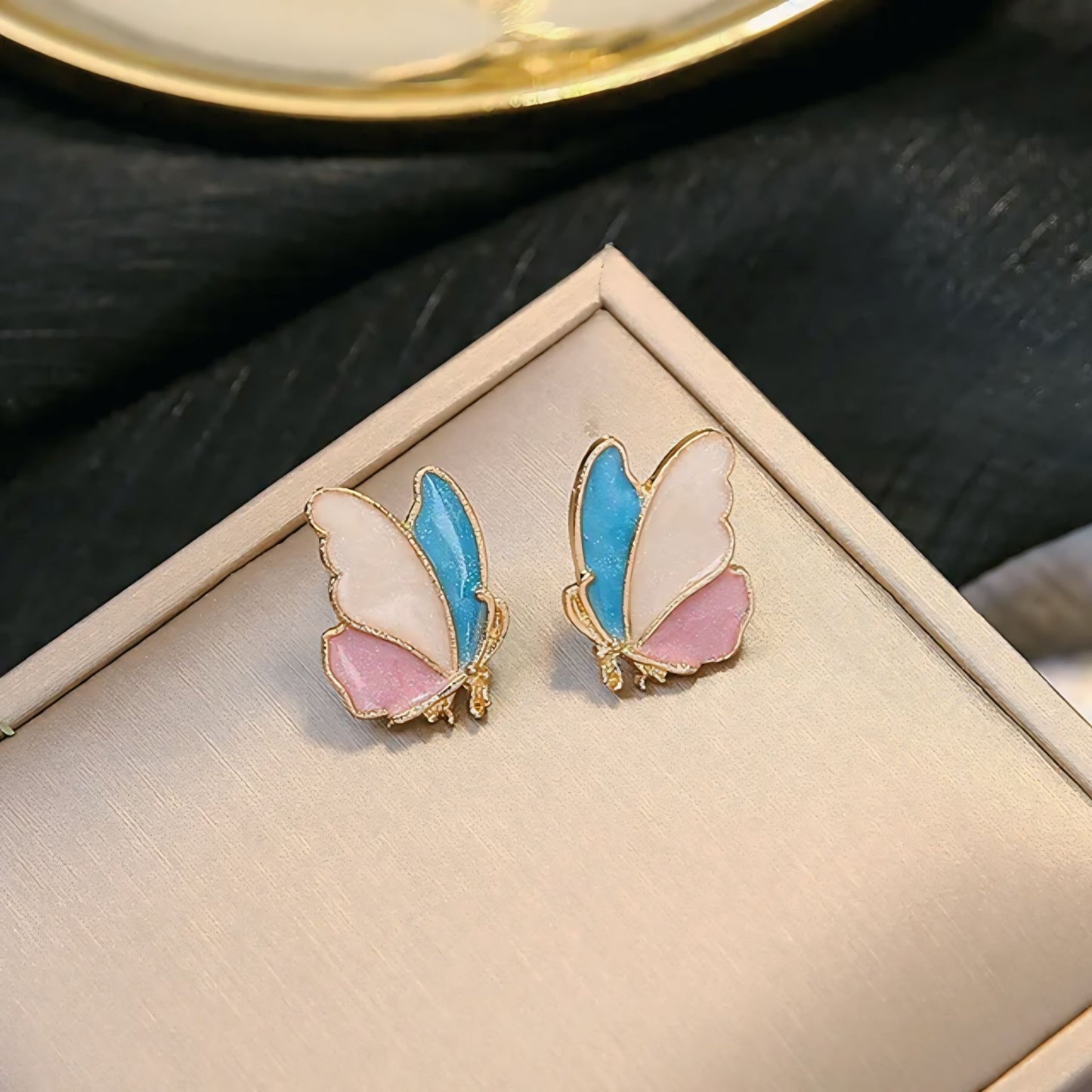 5 Gorgeous Earrings