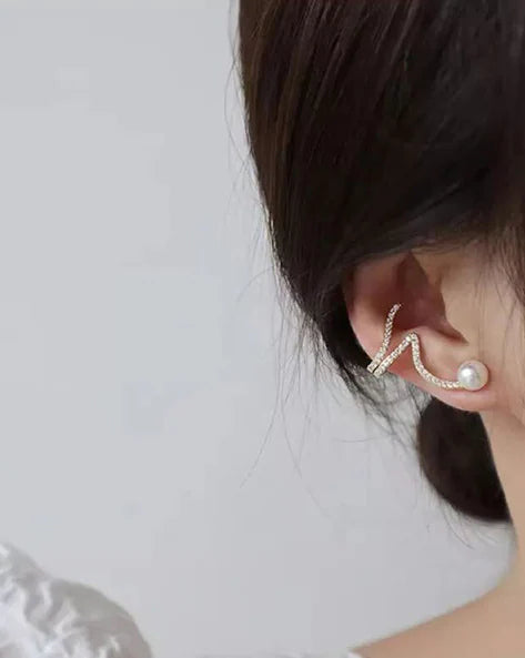 Golden Twisted  Korean Earjacket