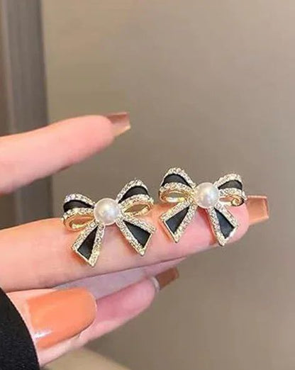 Elegant Bow Stud Earring