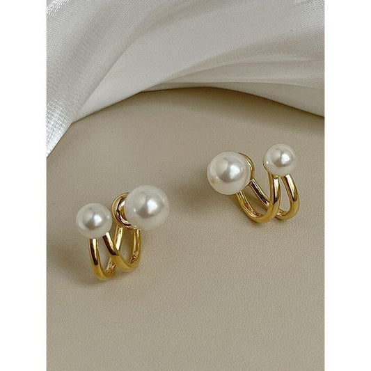 Elegant Pearl Stud Earrings